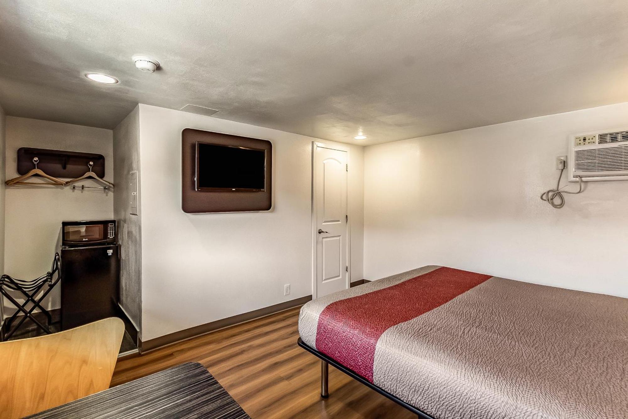 Motel 6 Elizabeth Nj Newark Liberty Intl Airport Zewnętrze zdjęcie